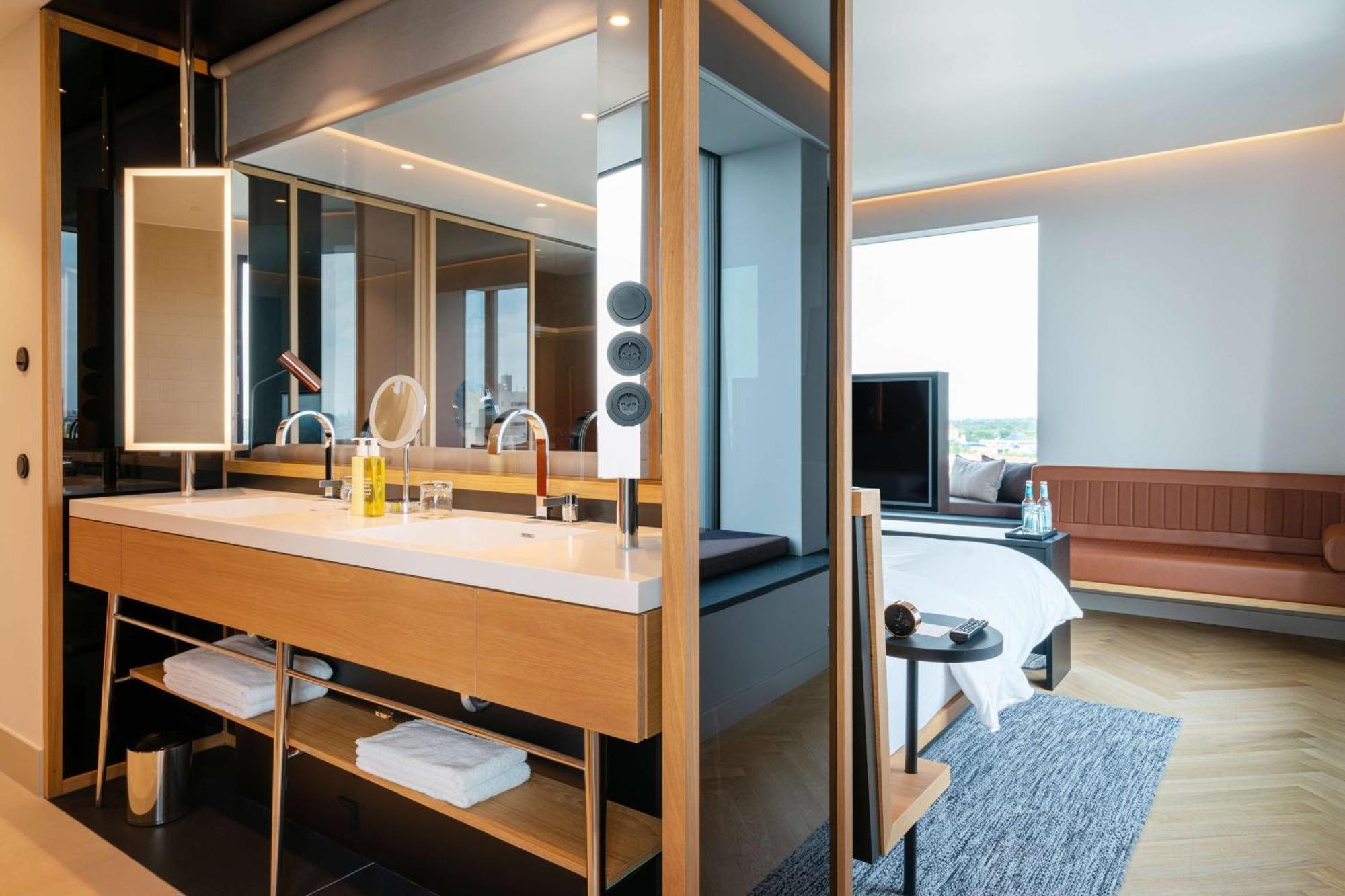 Andaz Schwabinger Tor, By Hyatt München